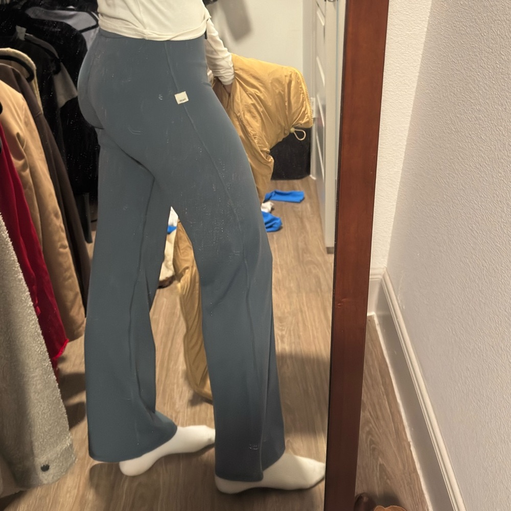 Vuori Daily Wideleg Pant